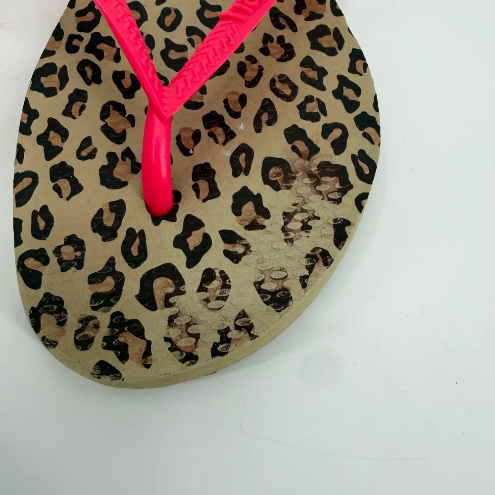 Havaianas Slim Leopard Flip Flops Neon Pink Straps Animal Print Womens Size 6